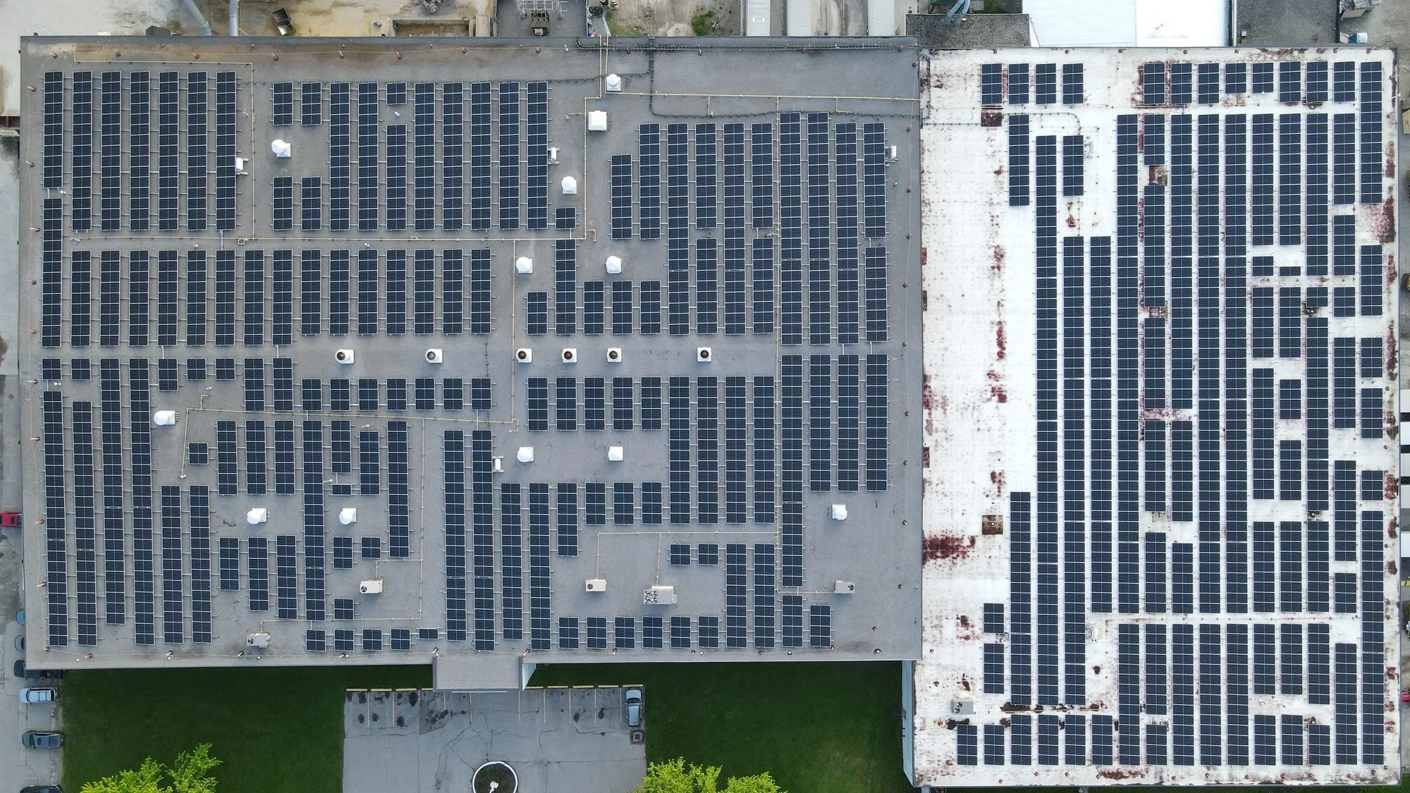 Large rooftop solar panel installation at CPS Wood Products
